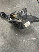 Load image into Gallery viewer, 2015-2019 RAM PROMASTER CITY AUTO TRANSMISSION GEAR SHIFTER (P) PN: AA1324-M350