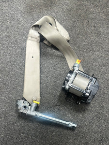 2013-2017 FORD ESCAPE FRONT PASSENGER SEATBELT W/PRE-TENSIONER (BEIGE) (RH) (P)