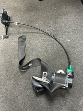 Load image into Gallery viewer, 2007-2013 BMW 3 CABRIO E93 FRONT RIGHT SEATBELT RETRACTOR (RH) (P)