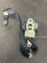 Load image into Gallery viewer, 2006-2009 MAZDA 3 FRONT DRIVER SIDE SEATBELT RETRACTOR (LH) (P)