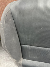Load image into Gallery viewer, 2010-2015 CHEVROLET CAMARO FRONT PASSENGER LOWER SEAT CUSHION (RH) (P)
