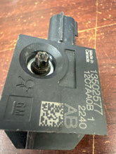 Load image into Gallery viewer, CHEVROLET EXPRESS 2500 3500 FRONT IMPACT SENSOR (P) PN: 13502577