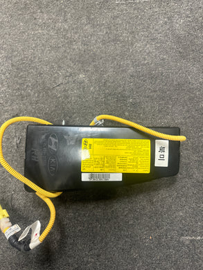 2006-2011 HYUNDAI ELANTRA FRONT RIGHT PASSENGER SEAT AIRBAG (RH) (P)