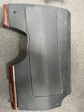 Load image into Gallery viewer, 2014 LAND ROVER FREELANDER 2 PASSENGER KNEE PANEL AIRBAG (P)