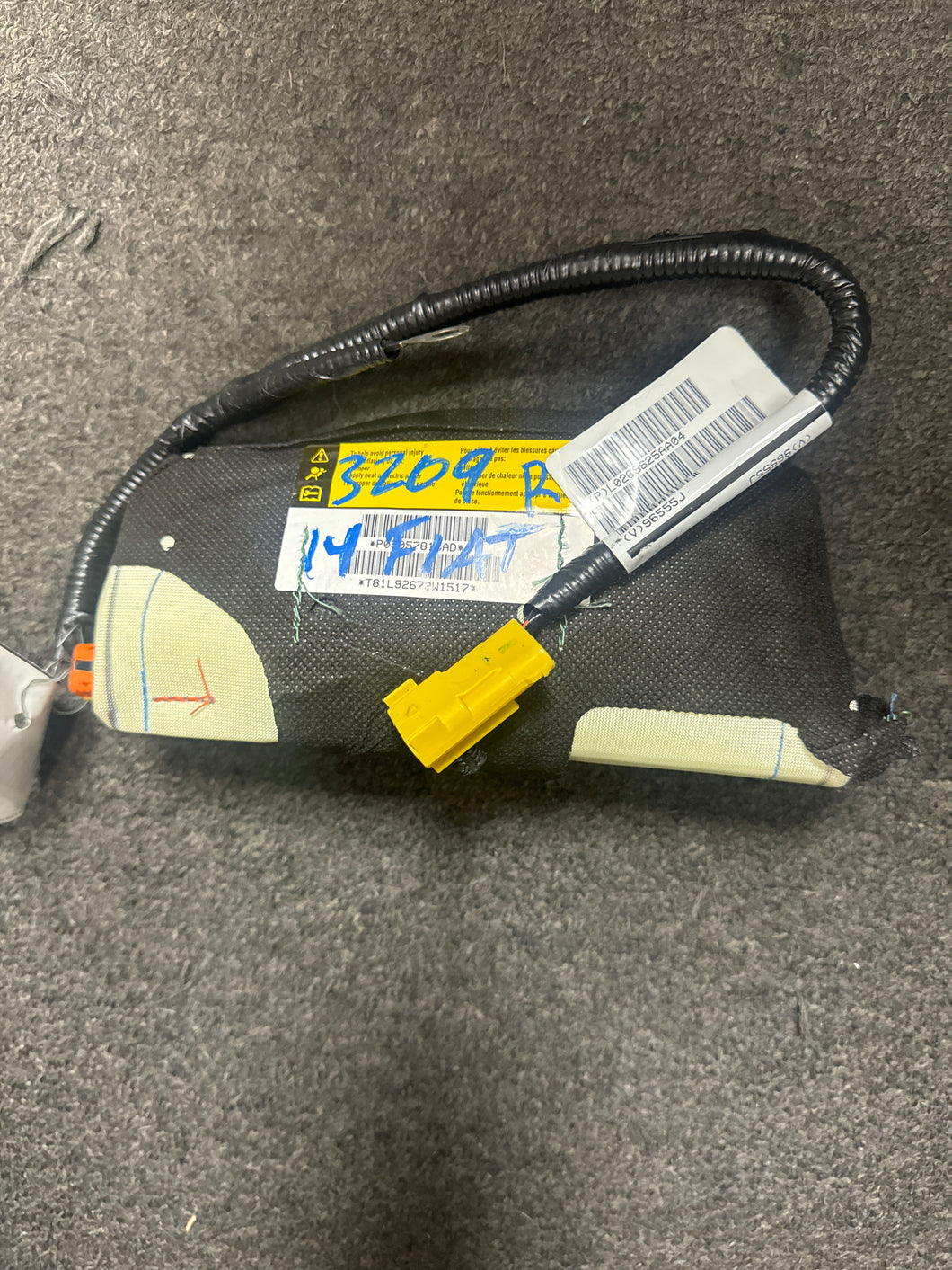 2012-2017 FIAT 500 PASSENGER SEAT AIRBAG (RH) (P)