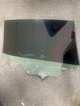 Load image into Gallery viewer, 2012-2016 KIA OPTIMA HYBRID REAR RIGHT PASSENGER DOOR WINDOW GLASS (P)PN:43R-000382