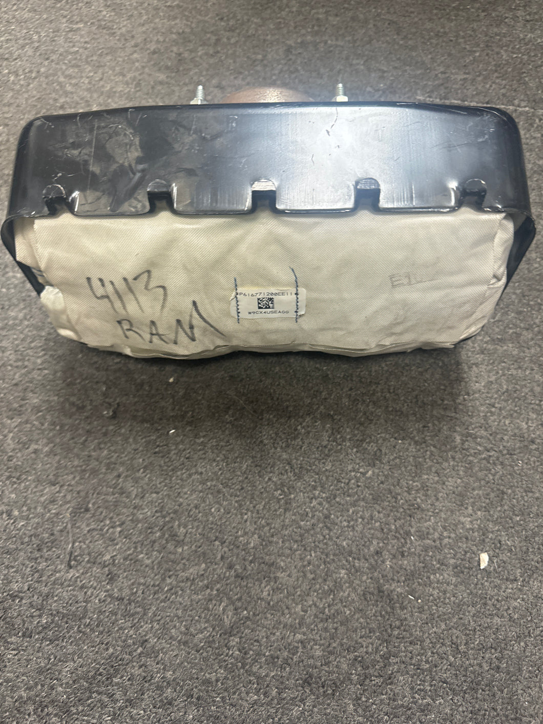 2014-2018 DODGE RAM 1500 PASSENGER DASH AIRBAG (RH) (P)