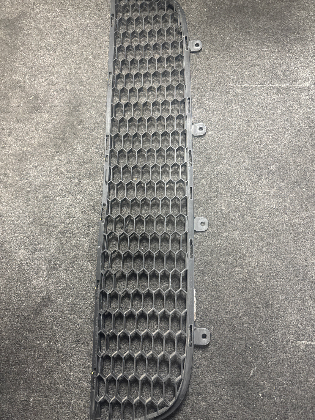 2012-2015 FIAT 500 GRILLE FRONT BUMPER LOWER GRILL (P) PN:  53250383
