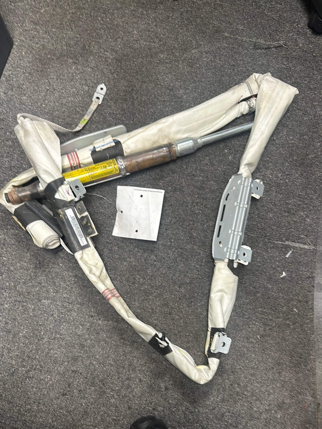 2011-2015 KIA SORENTO PASSENGER ROOF CURTAIN AIRBAG (RH)(P)