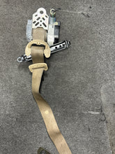 Load image into Gallery viewer, 2006 LEXUS GS300 FRONT RIGHT PASSENGER SEATBELT RETRACTOR (TAN) (LH) (P)