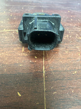 Load image into Gallery viewer, HYUNDAI ELANTRA FRONT IMPACT SENSOR PN: 95920-2H000 (P)