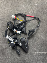 Load image into Gallery viewer, 2016-2020 KIA OPTIMA FRONT RIGHT PASSENGER SIDE DOOR WIRING HARNESS (RH) (P)