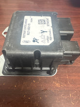 Load image into Gallery viewer, FORD F150 AIRBAG CONTROL MODULE PN: ML3T-14B321-YD (P)