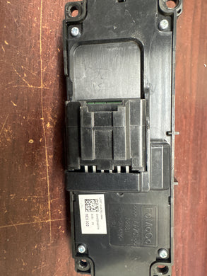 2020-2023 FORD EXPLORER FRONT RIGHT SEAT ADJUSTMENT SWITCH (RH) (P)