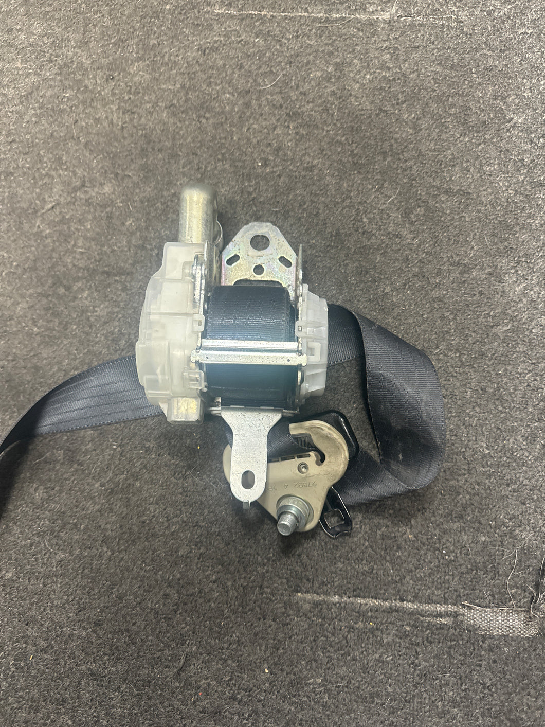 2007-2012 NISSAN ALTIMA FRONT RIGHT PASSENGER SEATBELT (RH) (P)4DR