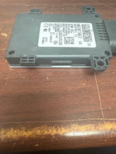 Load image into Gallery viewer, AUDI E-TRON GT REAR BLIND SPOT CONTROL UNIT (P) PN: 4N0 907 566 E