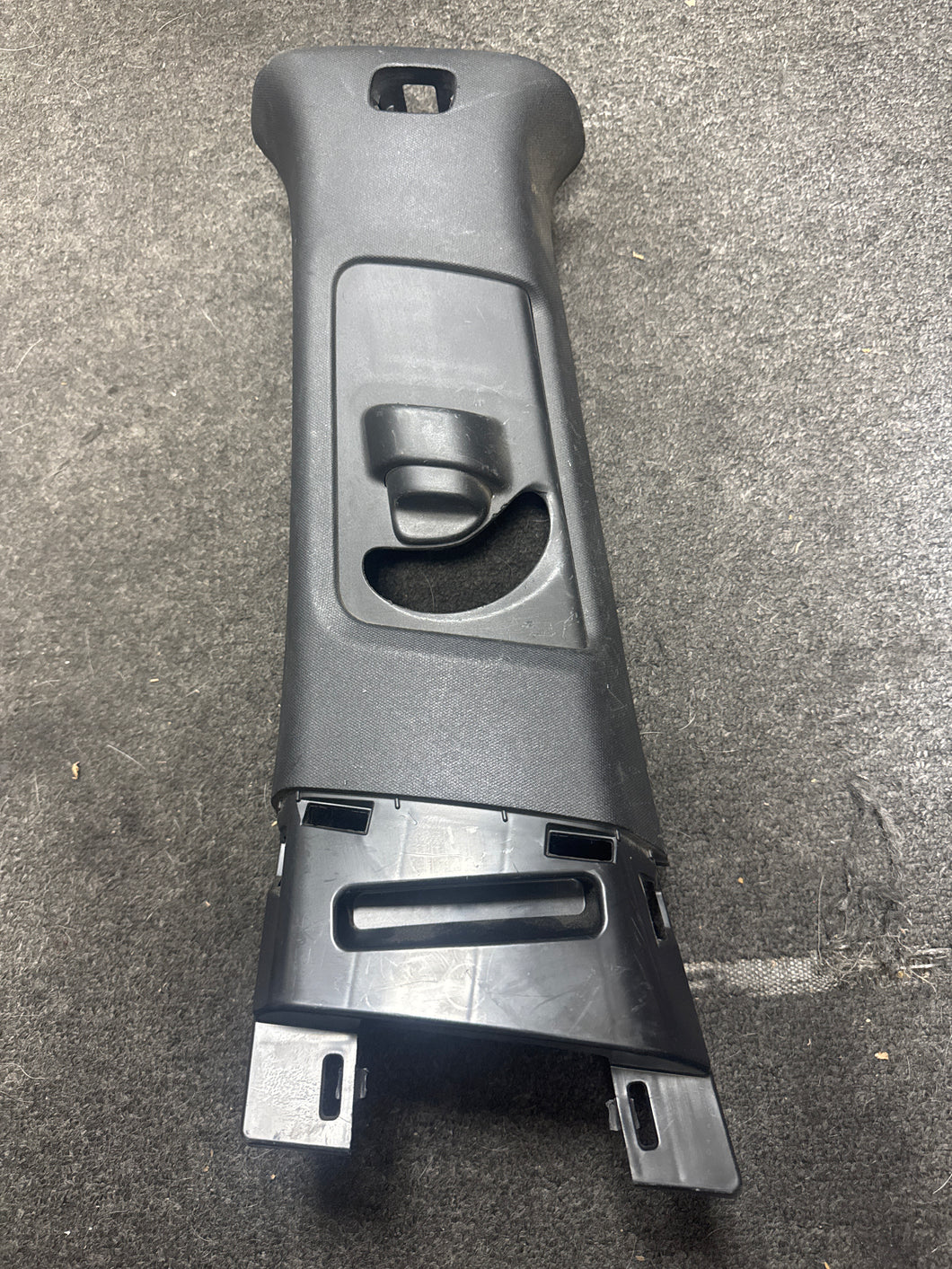 2018-2022 HONDA ACCORD LEFT DRIVER SIDE B PILLAR TRIM COVER (LH) (P)