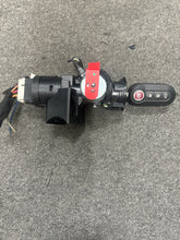 Load image into Gallery viewer, 2012-2019 FIAT 500 IGNITION SWITCH LOCK WITH KEY (P)