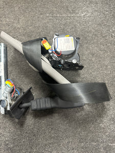 2016-2018 KIA FORTE FRONT DRIVER SEATBELT W/PRETENSIONER (LH) (P)