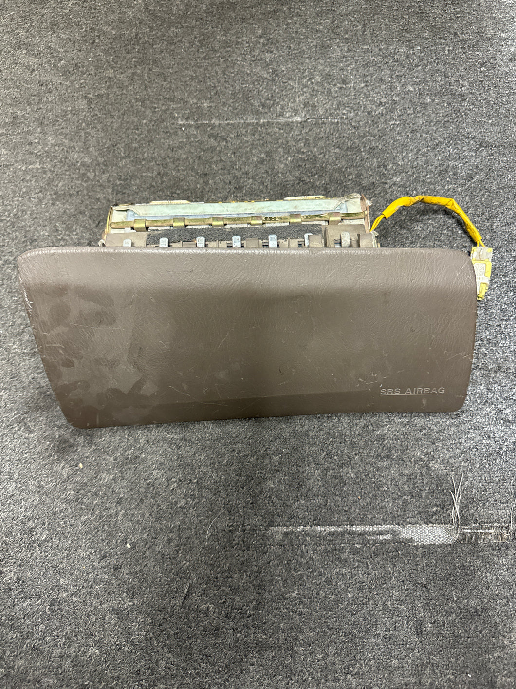 2000-2004 MAZDA MPV PASSENGER DASH AIRBAG (RH) (P) BROWN