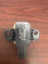 Load image into Gallery viewer, DODGE CHARGER FRONT CRASH IMPACT SENSOR (P) PN: 56054084AB