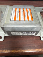 Load image into Gallery viewer, SUBARU IMPREZA AIRBAG CONTROL MODULE PN: 1523008470 (P)