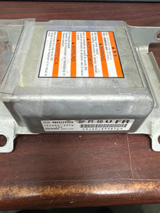 SUBARU IMPREZA AIRBAG CONTROL MODULE PN: 1523008470 (P)