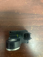 Load image into Gallery viewer, MERCURY MARINER IMPACT SENSOR PN: 7L14-14B345-AA (P)