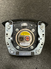 Load image into Gallery viewer, 2011-2013 KIA SORENTO DRIVER STEERING WHEEL AIRBAG (P)