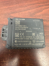 Load image into Gallery viewer, TESLA MODEL 3 FRONT DISTANCE RADAR SENSOR MODULE UNIT CONTINENTAL (P) PN: 1108647-00-C