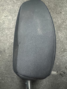 2014-2018 MITSUBISHI OUTLANDER FRONT SEAT HEADREST (LH+RH) (P)