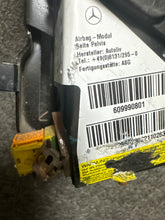 Load image into Gallery viewer, 2008-2015 MERCEDES BENZ W204 C CLASS FRONT DRIVER LOWER SEAT AIRBAG (LH) (P)