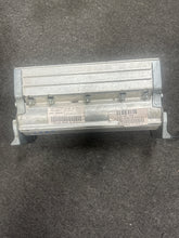 Load image into Gallery viewer, 2001-2006 MERCEDES W220 S430 CL500 S500 FRONT RIGHT PASSENGER DASH AIRBAG (RH) (P)