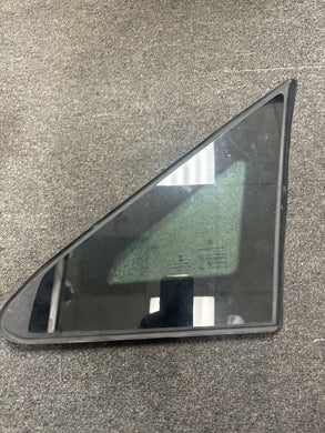 2016-2021 MERCEDES METRIS FRONT LEFT DOOR WINDOW (LH) (P)