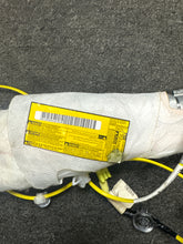Load image into Gallery viewer, 2013-2019 TOYOTA YARIS (HATCHBACK) RIGHT PASSENGER SEAT AIRBAG (RH) (P)