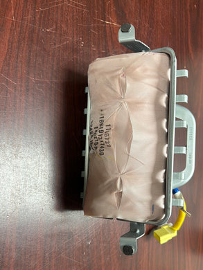 2005-2008 PONTIAC VIBE PASSENGER DASH AIRBAG (RH) (P)