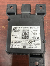 Load image into Gallery viewer, HYUNDAI SANTA FE REAR LEFT BLIND SPOT RADAR SENSOR MODULE (LH) (P) PN: 99140-S1500