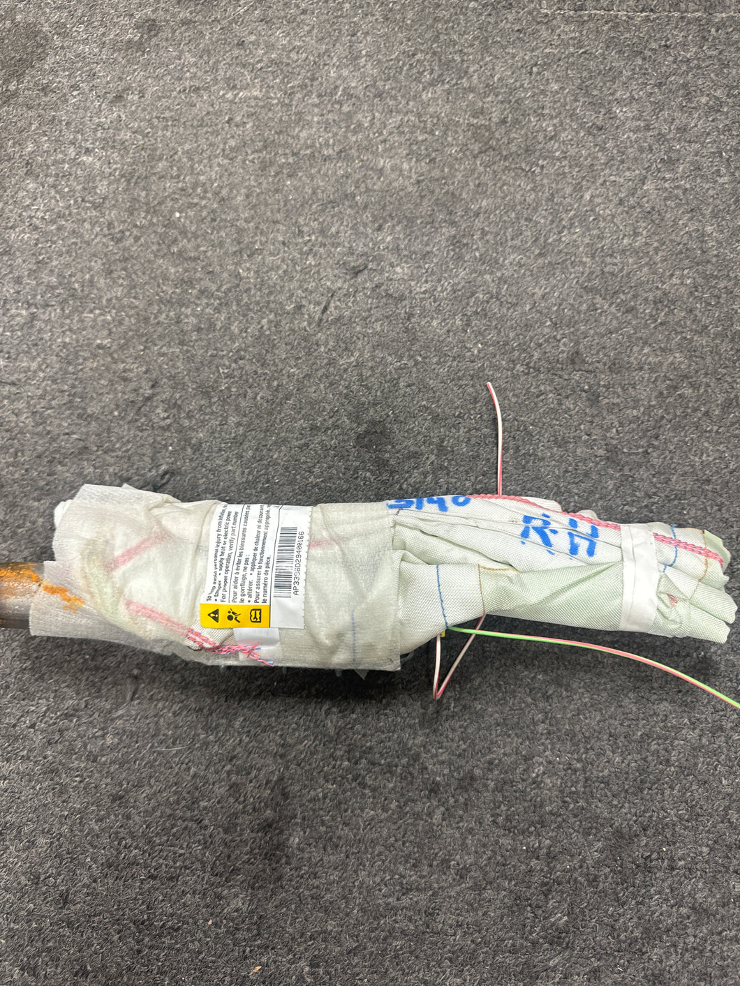 2013-2017 GMC ACADIA TRAVERSE ENCLAVE FRONT PASSENGER SEAT AIRBAG (RH) (P) PN: 22855974