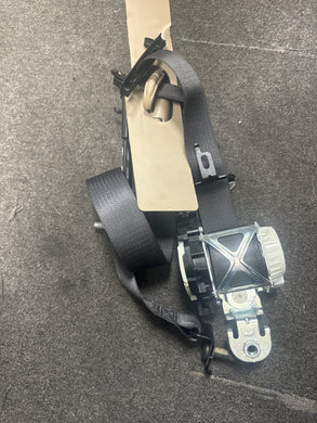 2019-2023 DODGE RAM 3500 FRONT OUTER PASSENGER SEATBELT (RH) (P)