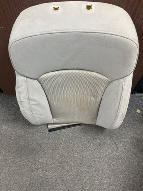 2014-2018 SUBARU FORESTER FRONT PASSENGER SEAT UPPER CUSHION (RH) (P)