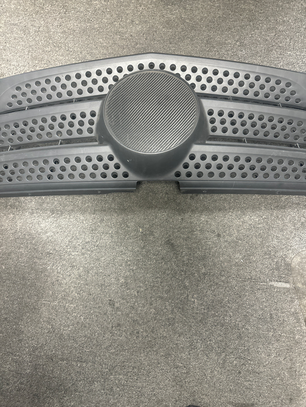 2016-2021 MERCEDES BENZ METRIS W447 FRONT GRILLE (P)