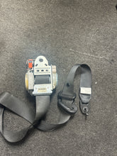 Load image into Gallery viewer, 2011-2012 FORD FUSION SE FRONT PASSENGER SEATBELT (RH) (P)