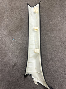 2017-2020 BMW G30 530E 530I XDRIVE FRONT RIGHT WINDSHIELD PILLAR TRIM COVER (RH) (P)