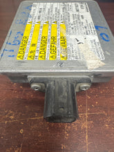 Load image into Gallery viewer, ACURA RDX LEFT HID HEADLIGHT BALLAST UNIT (P) PN: W3T18271