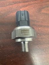 Load image into Gallery viewer, HONDA CIVIC ACCORD ACURA MDX OIL PRESSURE SWITCH SENSOR (P)PN: 37260-RNA-A01