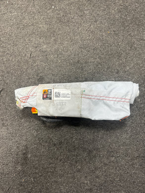 2015-2017 GMC SIERRA CHEVY SILVERADO FRONT RIGHT PASSENGER SEAT AIRBAG (RH) (P) PN: 22983139