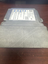 Load image into Gallery viewer, ACURA INTEGRA AIRBAG CONTROL MODULE PN: 77960-3S5-A920-M2 (P)