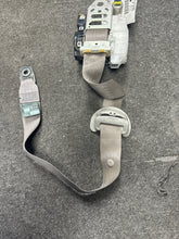 Load image into Gallery viewer, 2006 LEXUS GS300 FRONT RIGHT PASSENGER SEATBELT RETRACTOR (GRAY) (RH) (P)