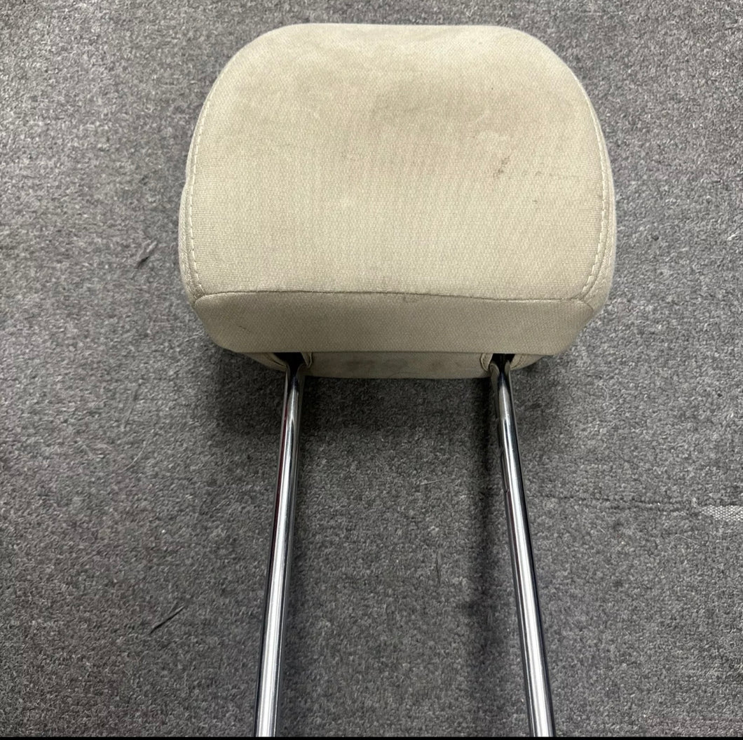 2012-2013 KIA OPTIMA FRONT SEAT HEADREST (LH+RH) (P) BEIGE
