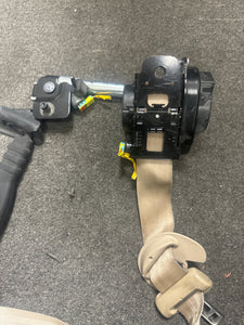 2015-2017 HYUNDAI SONATA FRONT RIGHT SEATBELT RETRACTOR (RH) (P) TAN